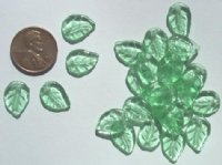 25 14mm Light Green Leaf